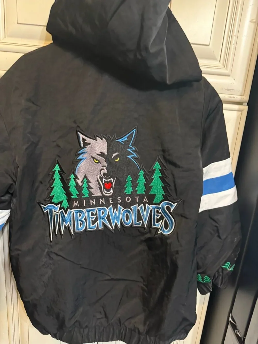 Lamb Chops x Timberwolves Youth Zip Hooded Anorak Jacket Black Blue Medium NWT